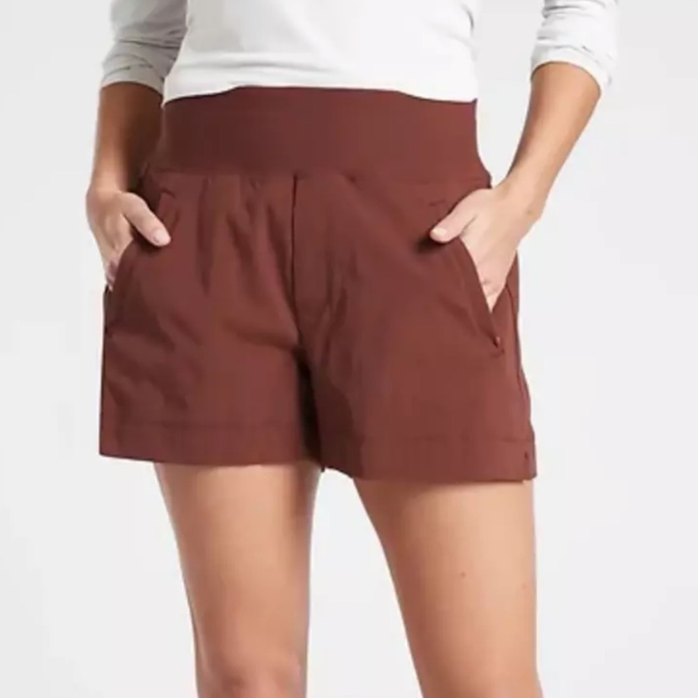 NWT ATHLETA | TREKKIE NORTH SHORT